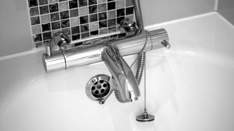 √ Replacing Your Pipes: 3 Key Signs Your Bathroom Needs New Plumbing