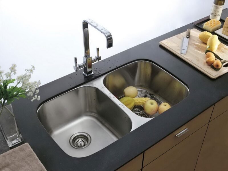 Cleaning Kitchen Sink Disposal 800x600 