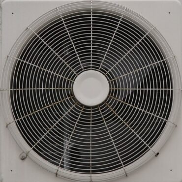 The Top 5 Signs Your Commercial Air Conditioning System Needs a Service